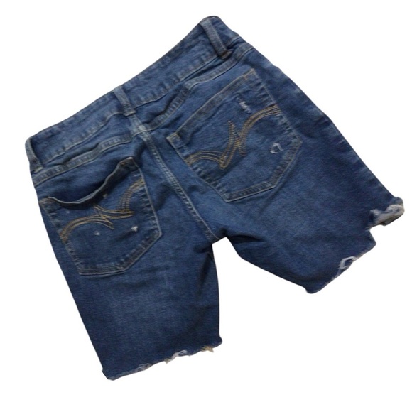 Wrangler Blue Jean Shorts Distressed Cut-Offs size 28 - Picture 3 of 5